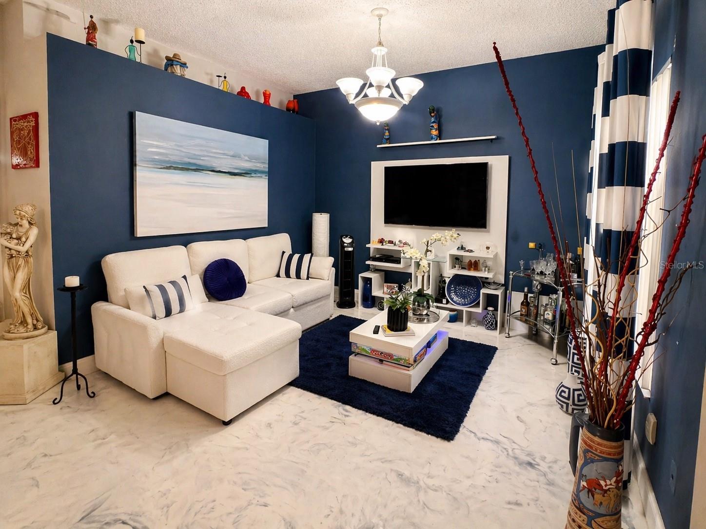 PARKVIEW POINTE - Residential