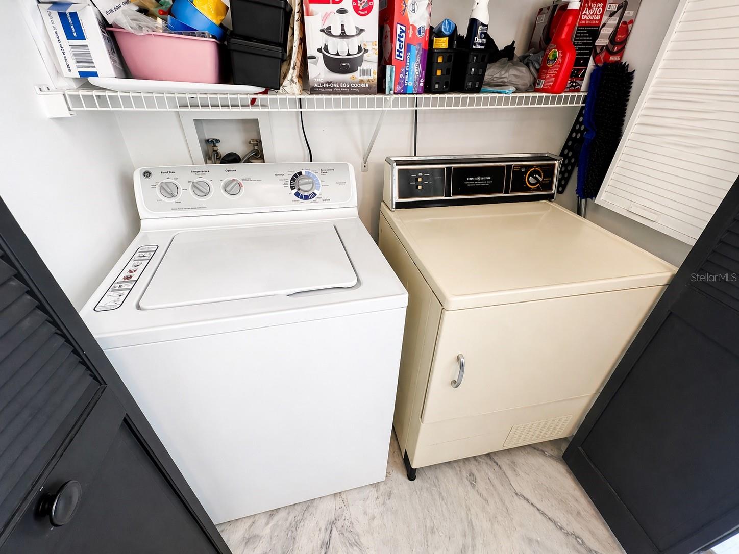 PARKVIEW POINTE - Residential