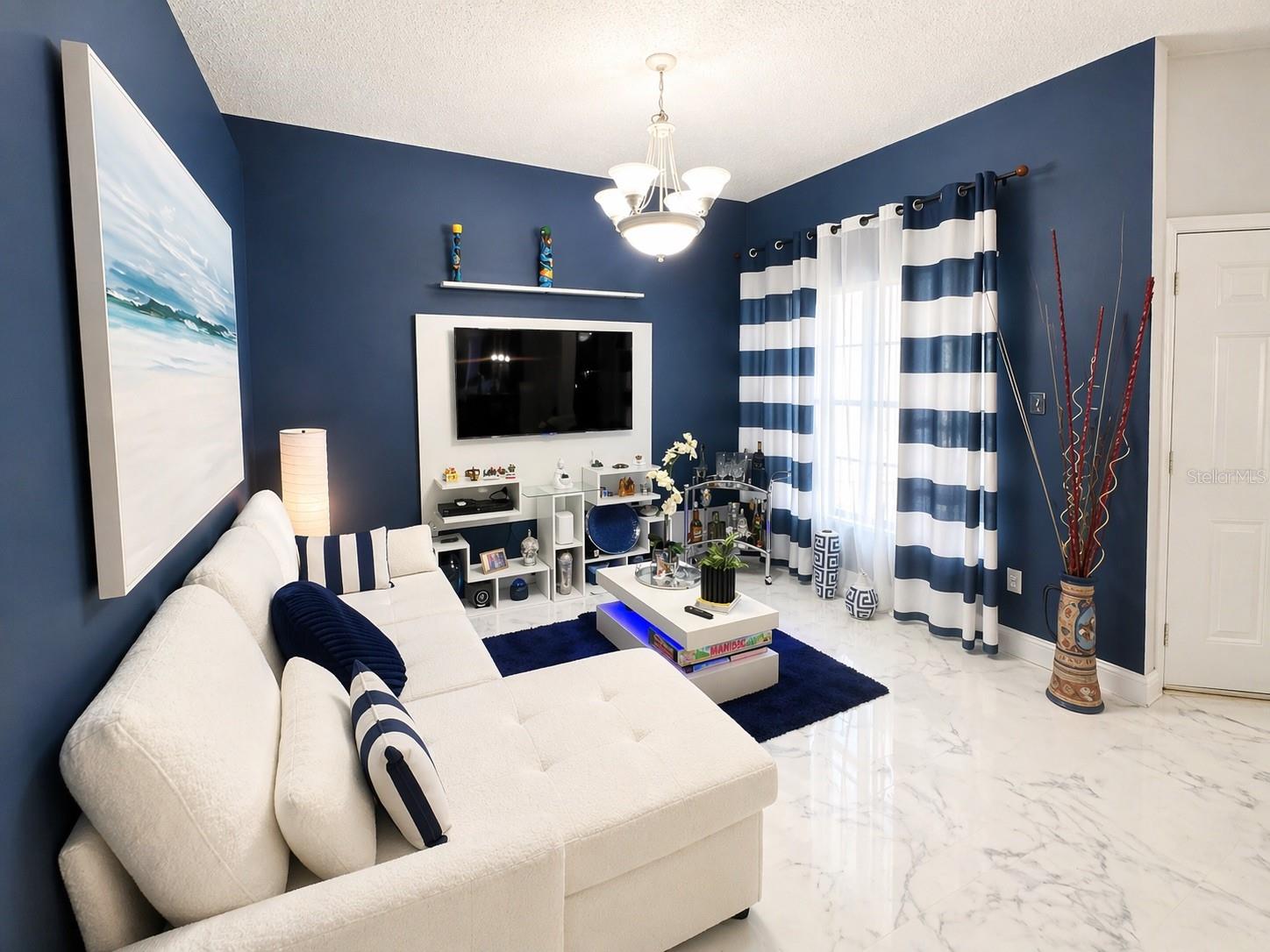 PARKVIEW POINTE - Residential