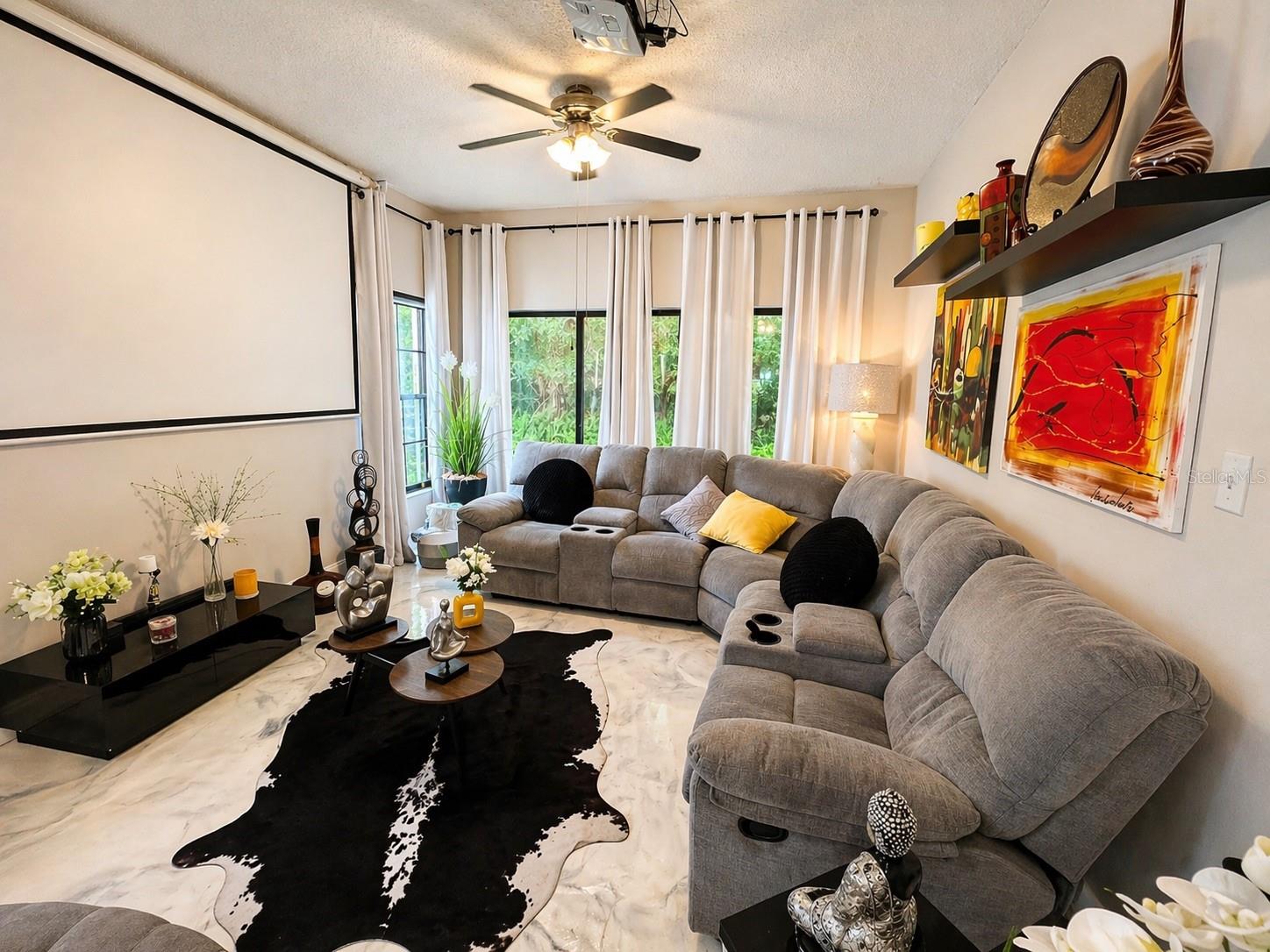 PARKVIEW POINTE - Residential