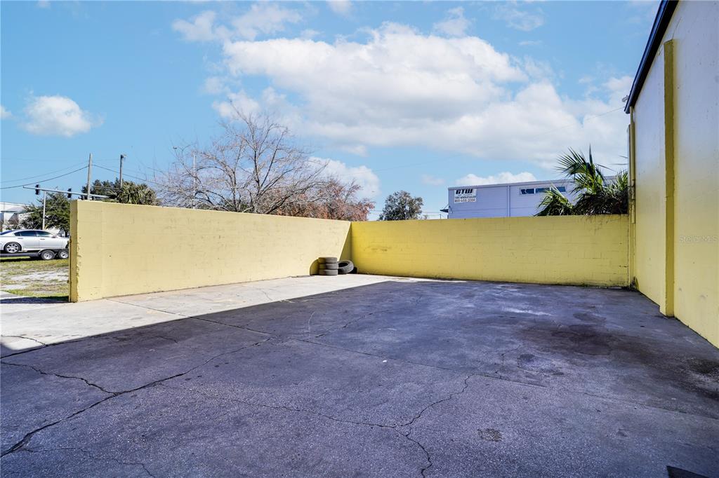 UNPLATTED - Commercial Sale