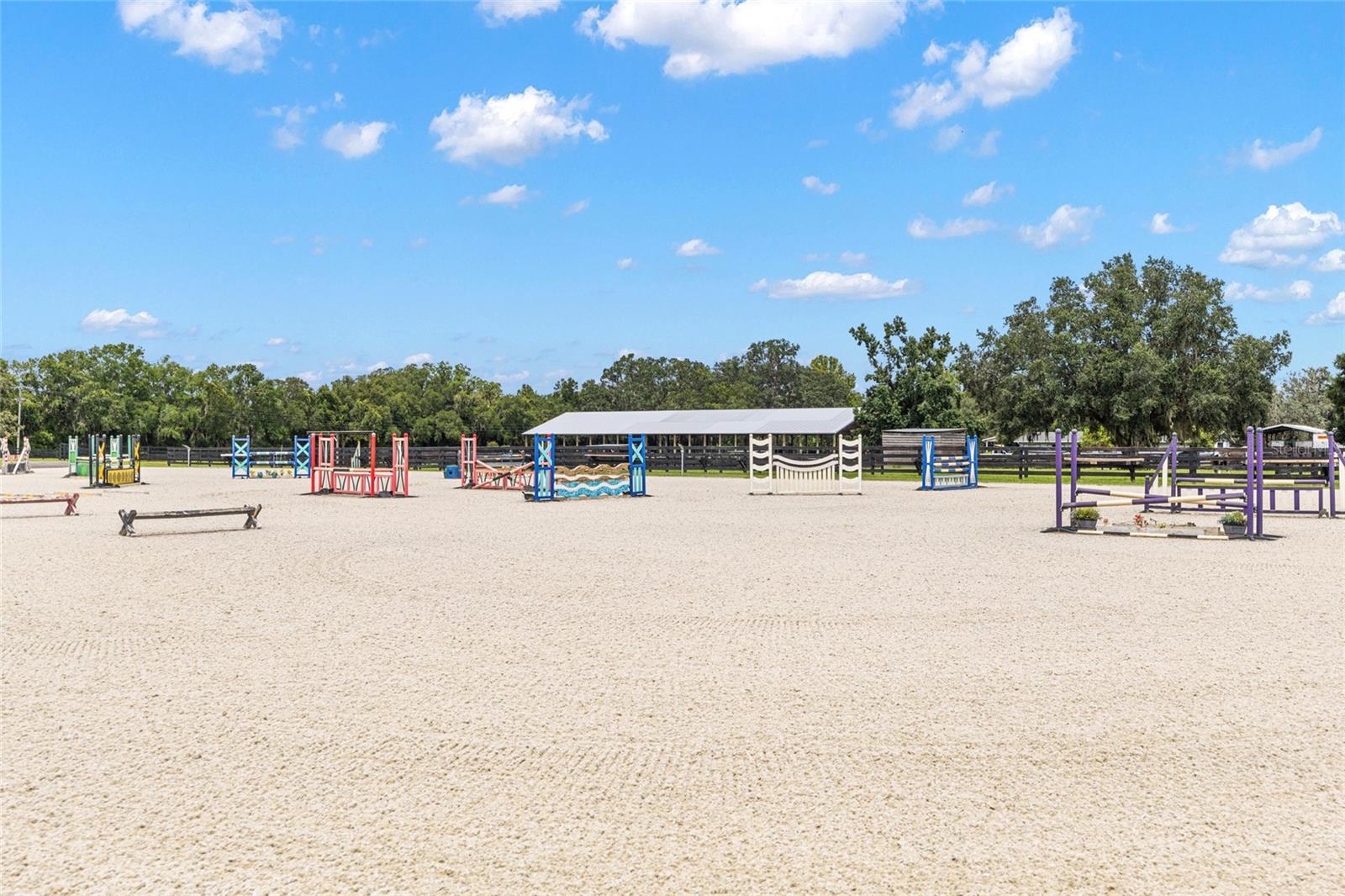 TOP BRASS FARM - Residential