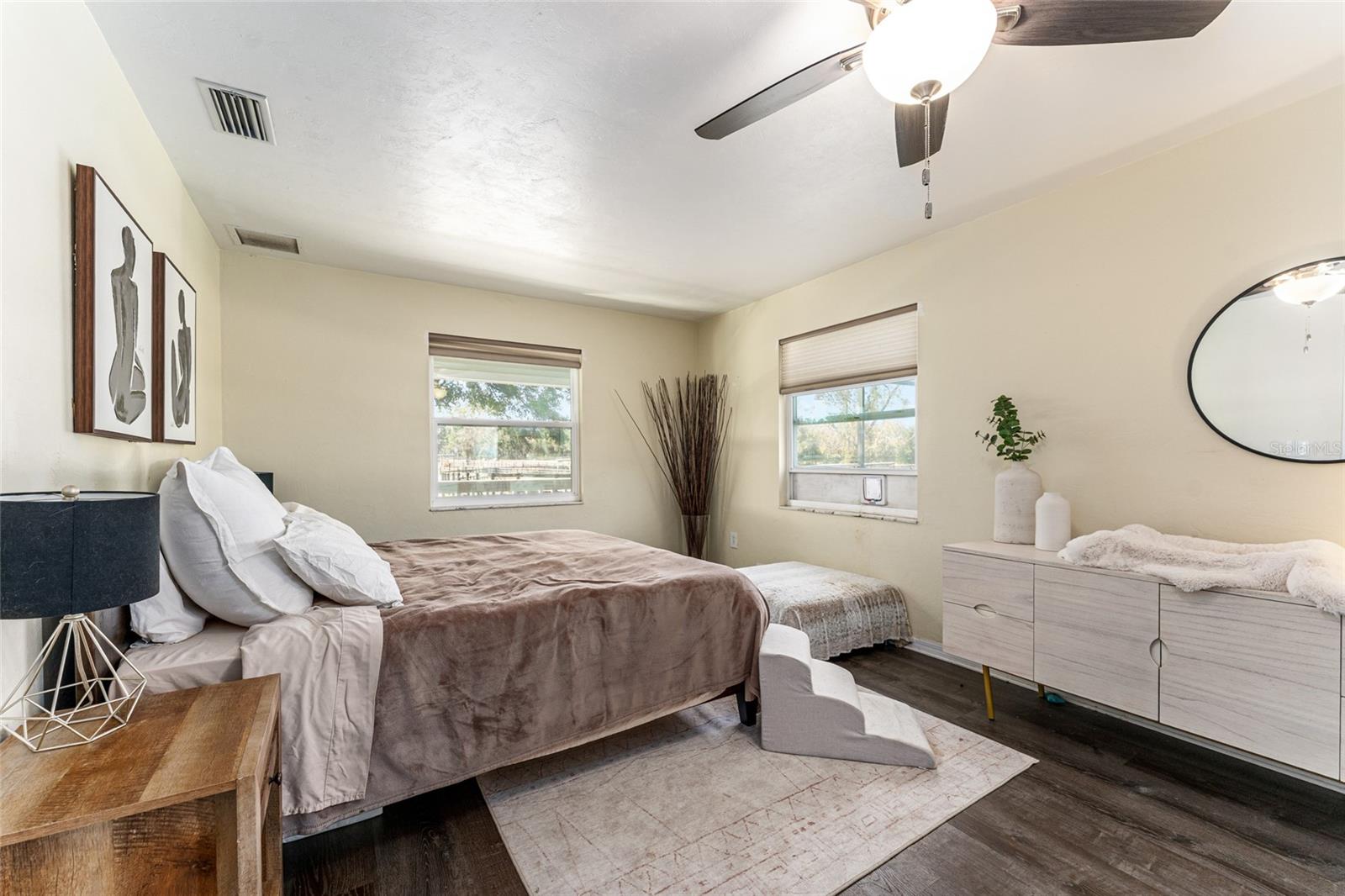 TOP BRASS FARM - Residential