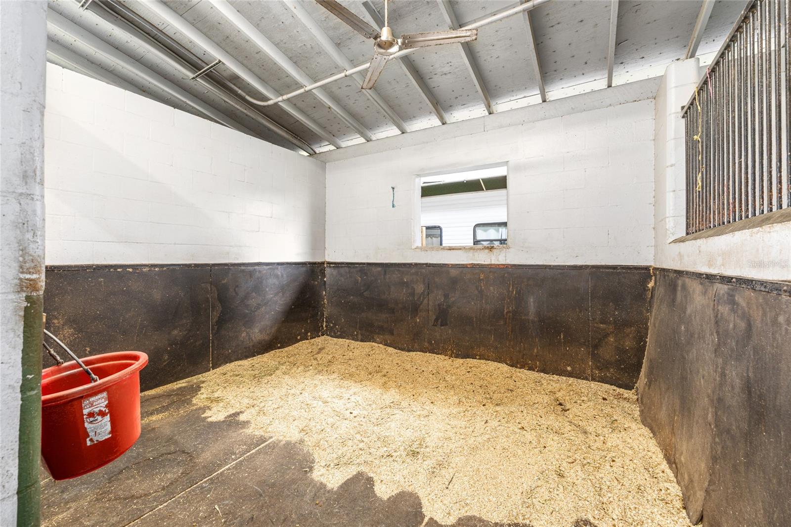 TOP BRASS FARM - Residential