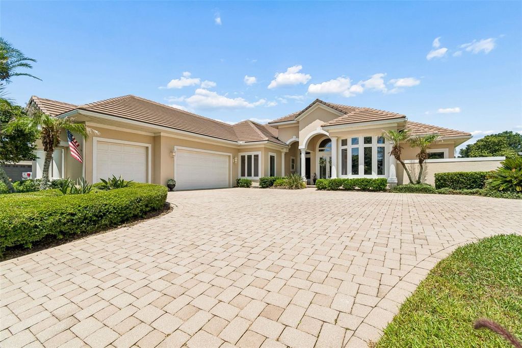 Photo of 12749 Grand Traverse Drive, Dade City, FL 33525 (MLS # NS1088533)