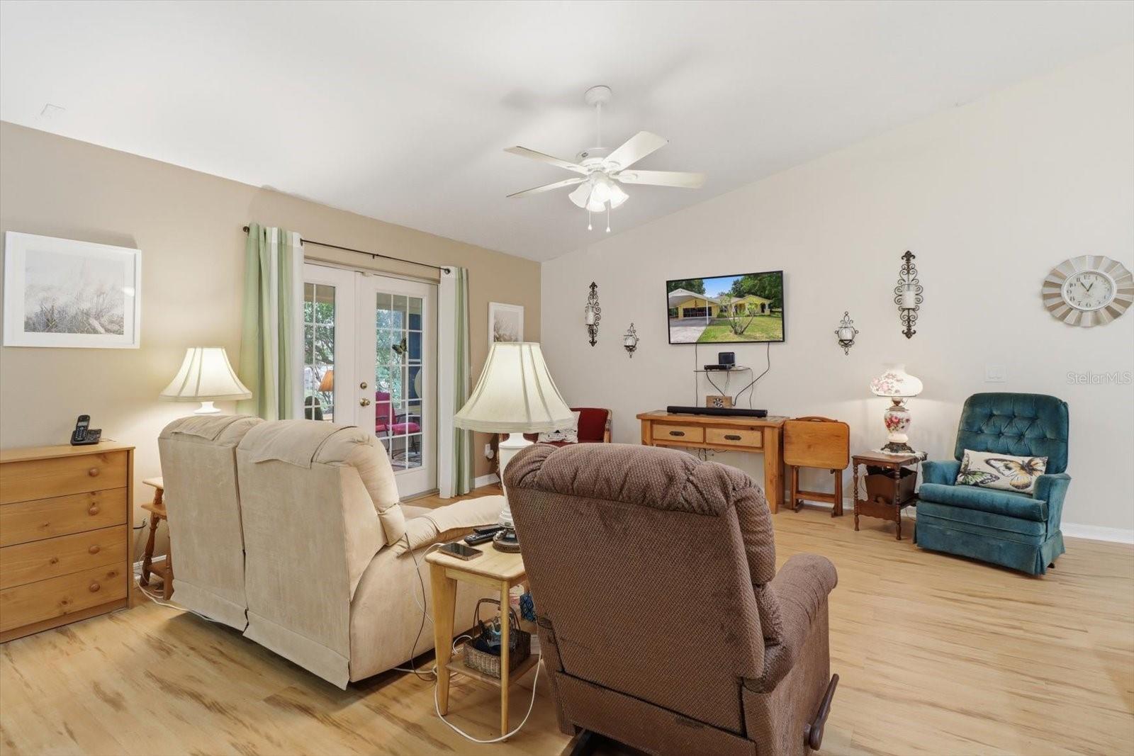 CONNELL HEIGHTS UNIT 05 - Residential