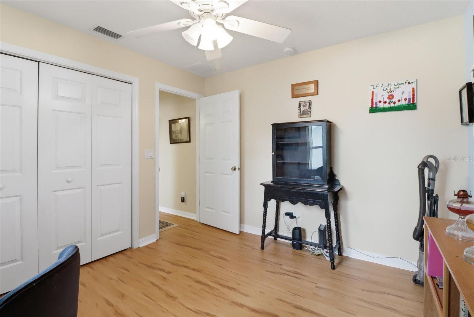 CONNELL HEIGHTS UNIT 05 - Residential