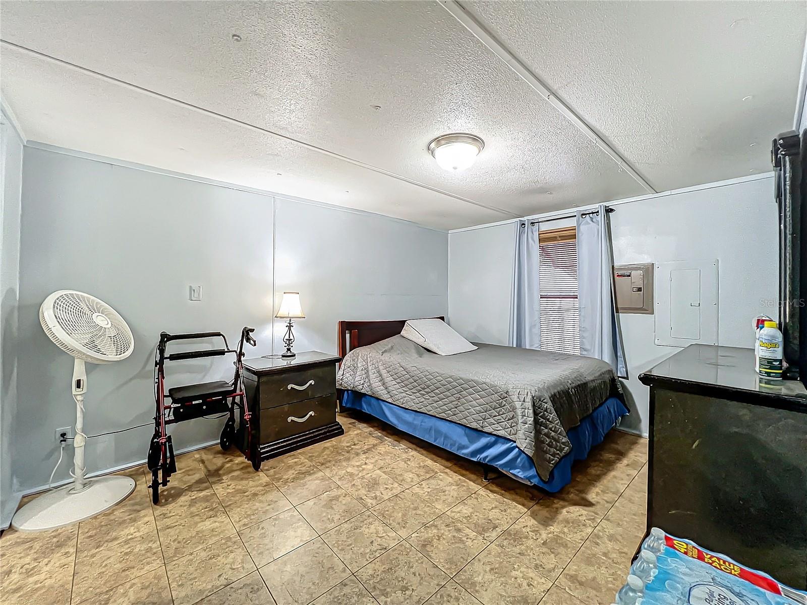 TAFT TOWN - Residential