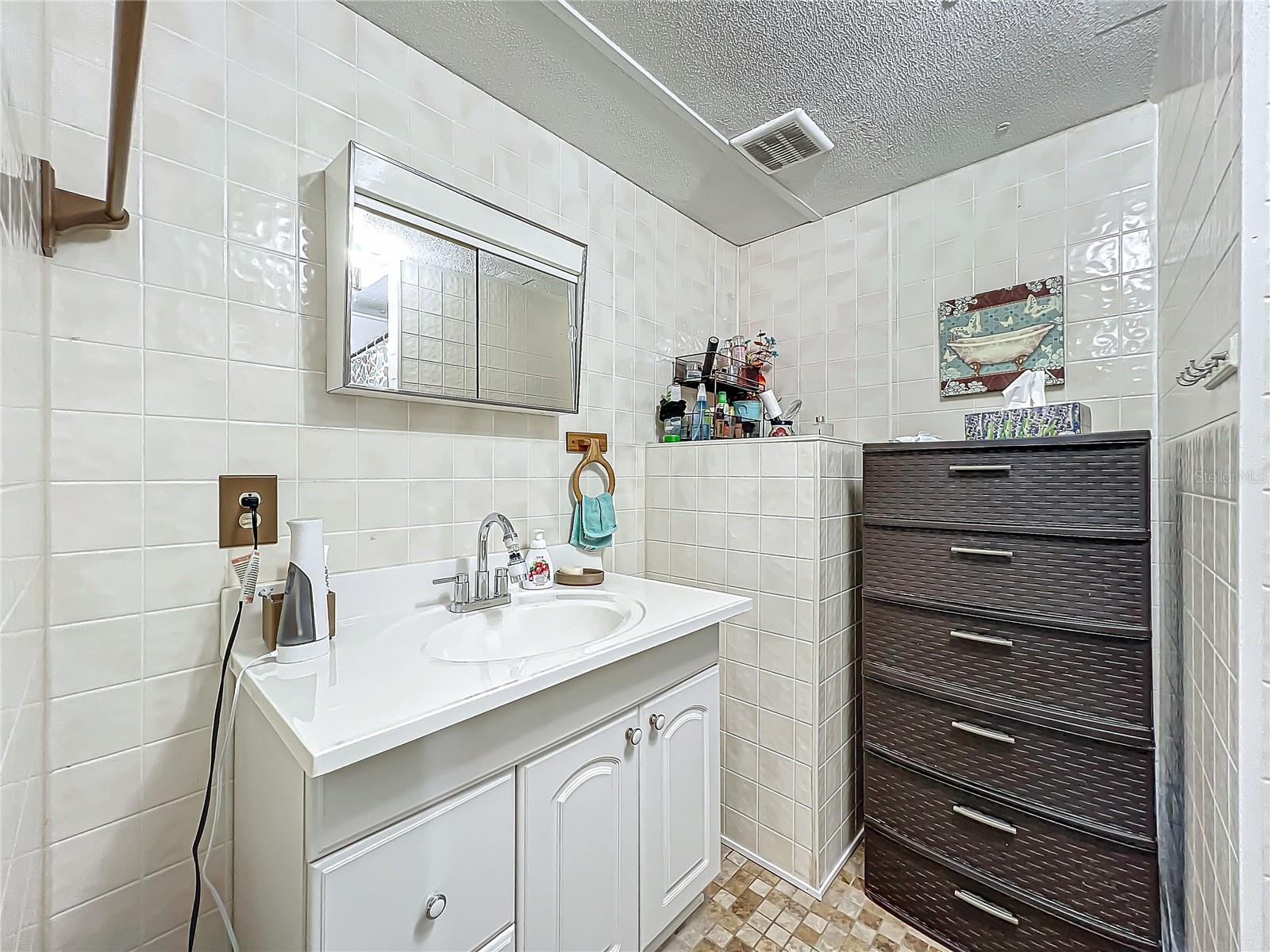 TAFT TOWN - Residential