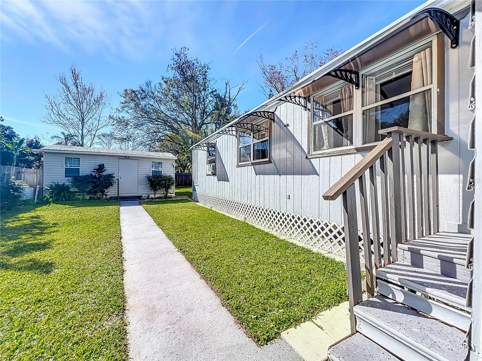 TAFT TOWN - Residential