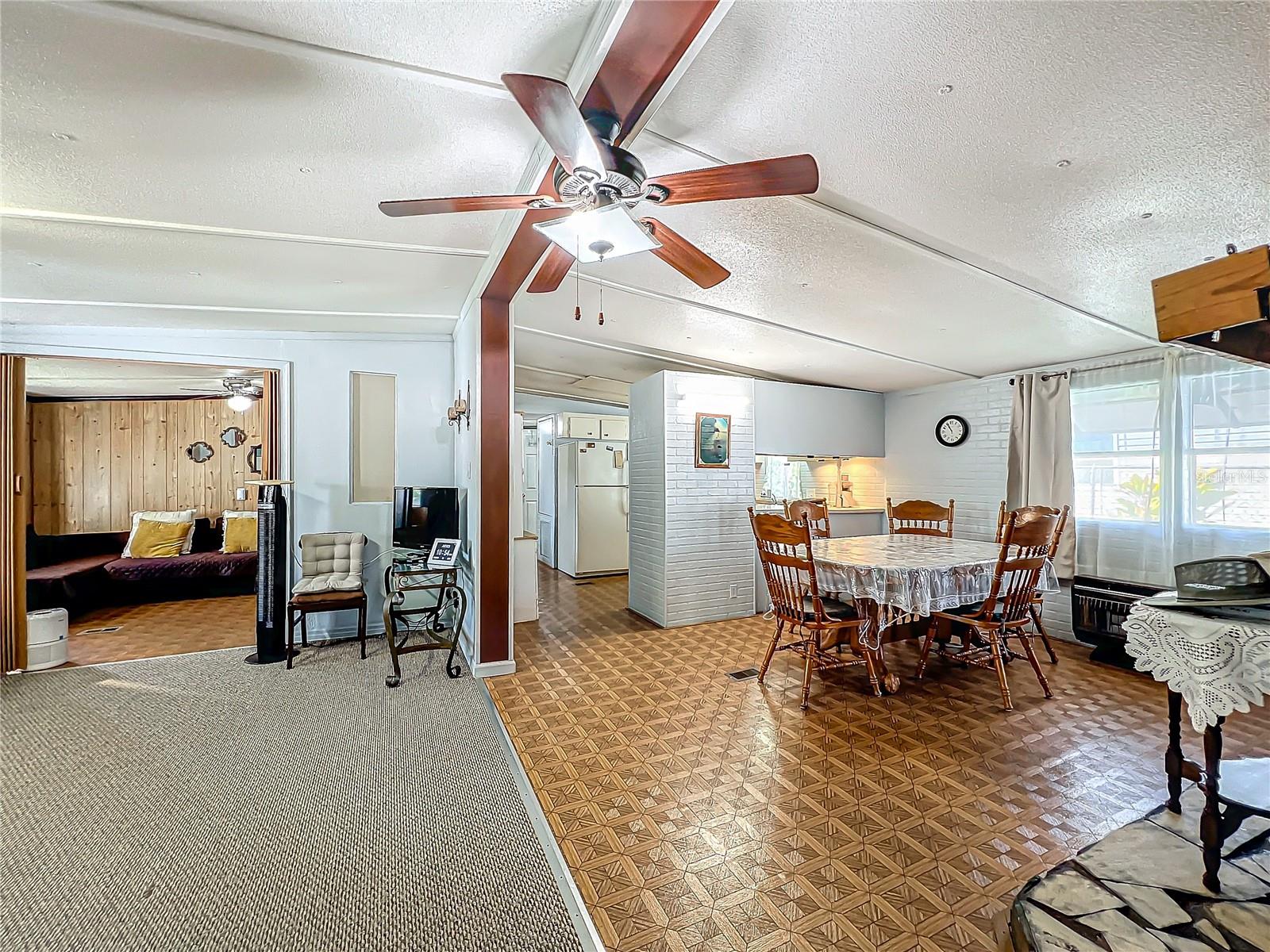 TAFT TOWN - Residential