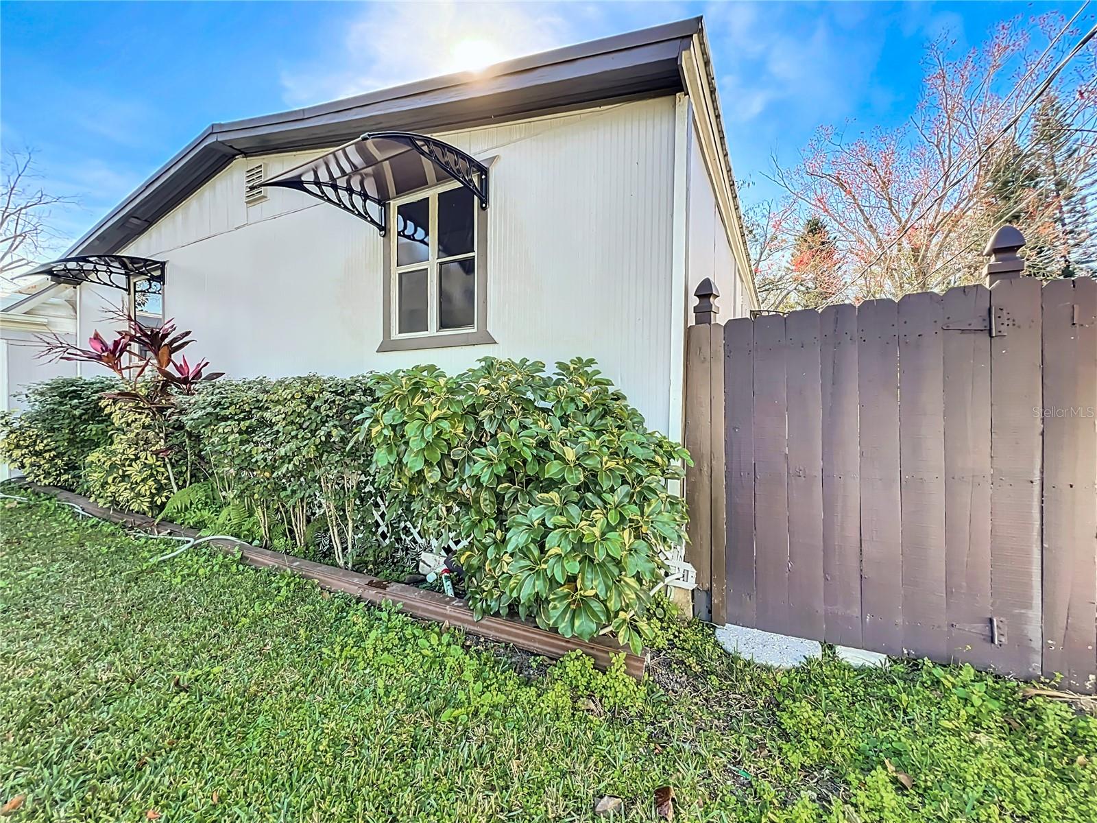 TAFT TOWN - Residential