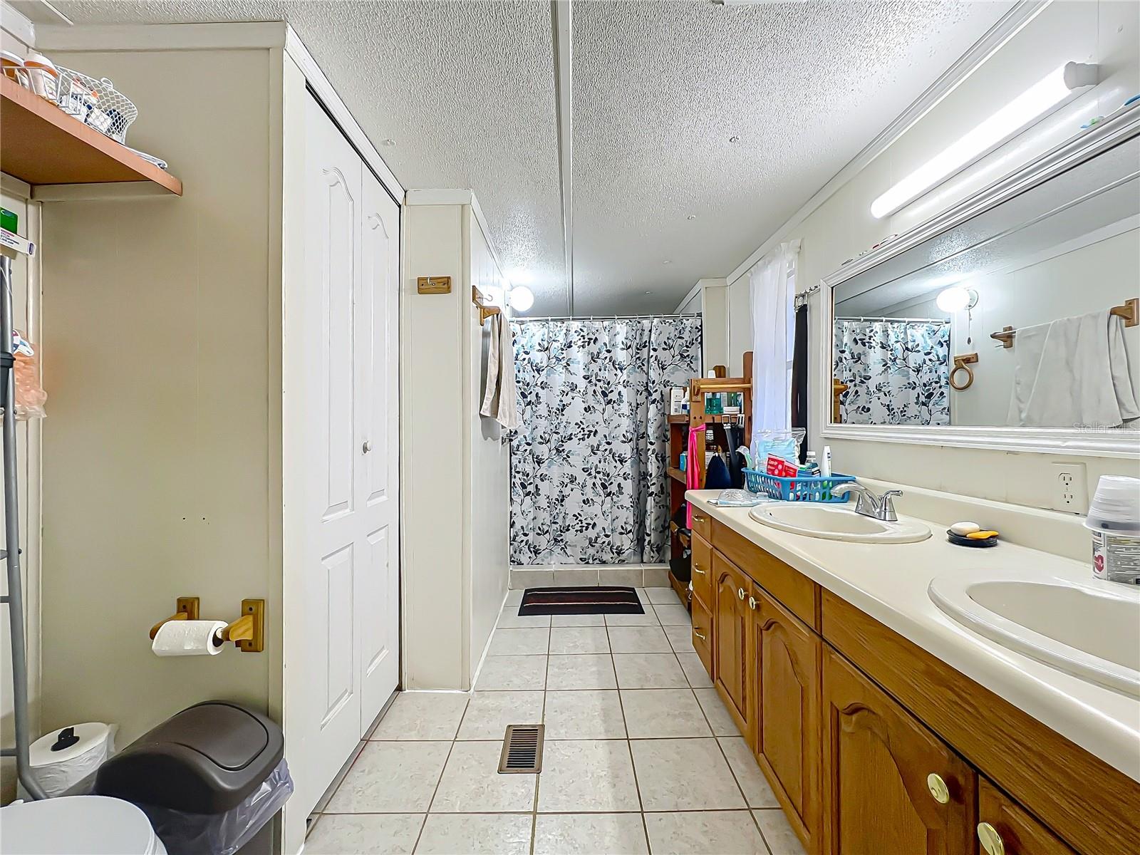 TAFT TOWN - Residential