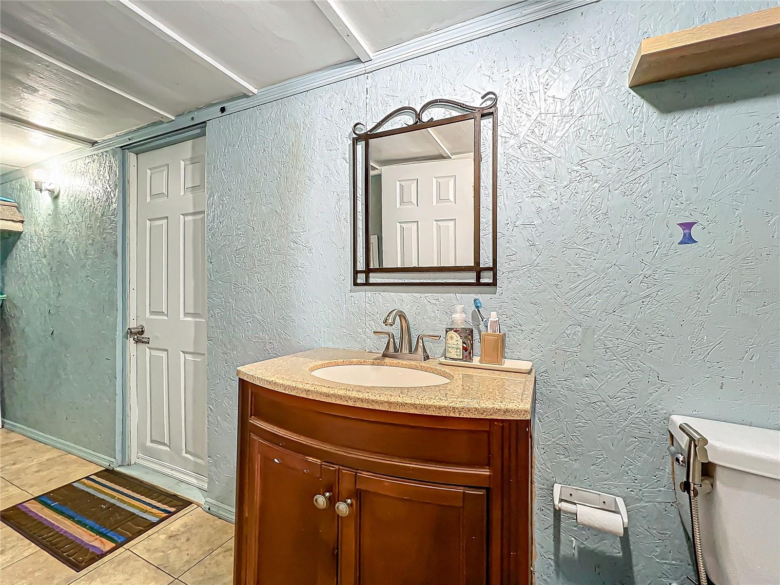 TAFT TOWN - Residential