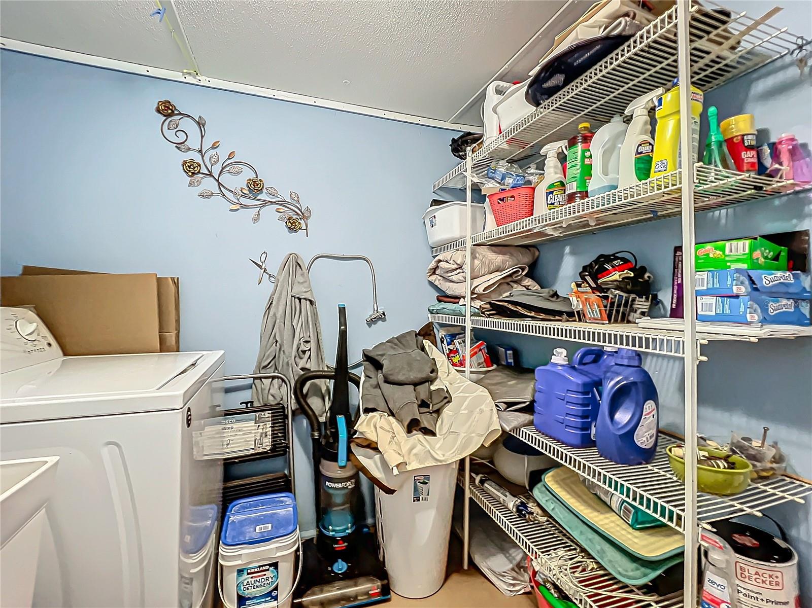 TAFT TOWN - Residential