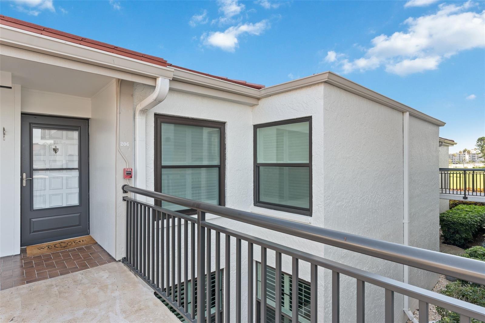 6210 SUN BOULEVARD 206