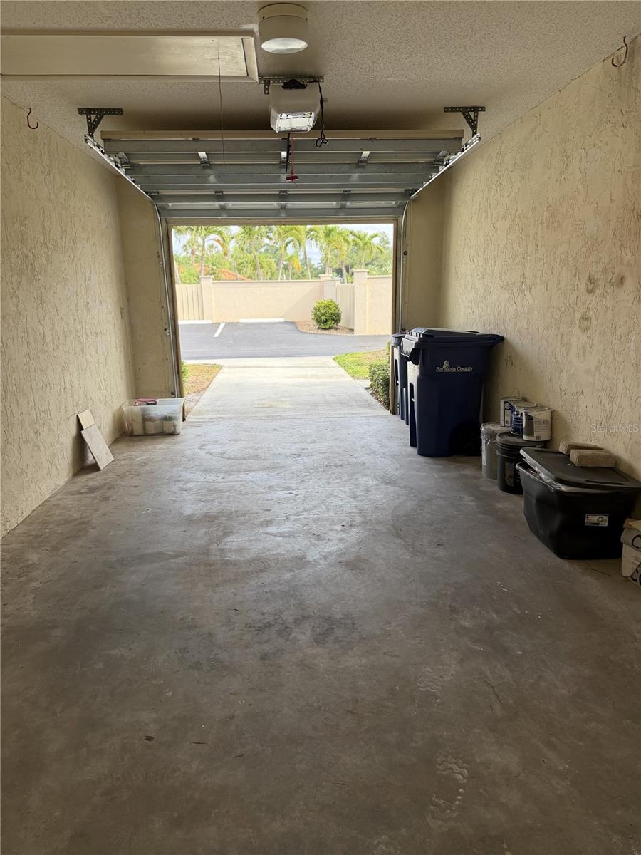 WOODLAKE CONDO PH 04 - Residential