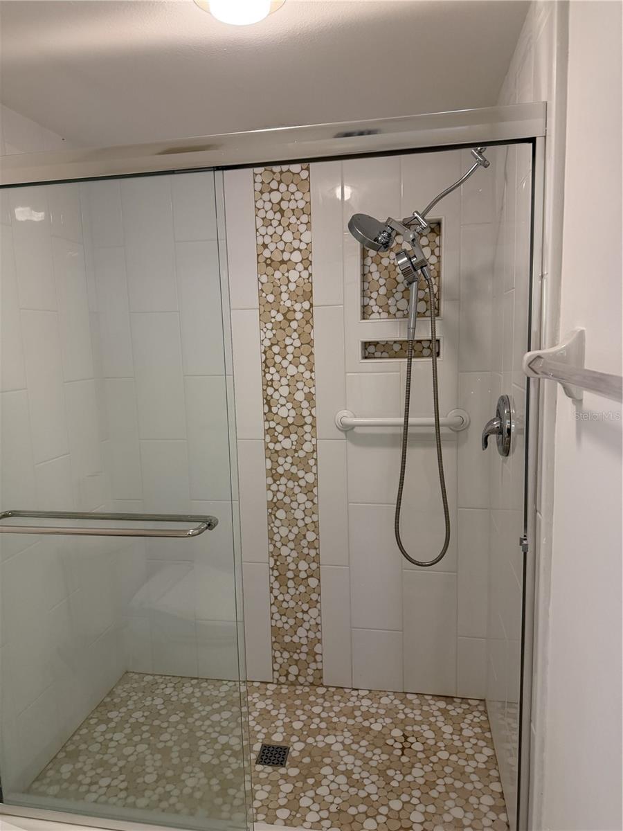 WOODLAKE CONDO PH 04 - Residential