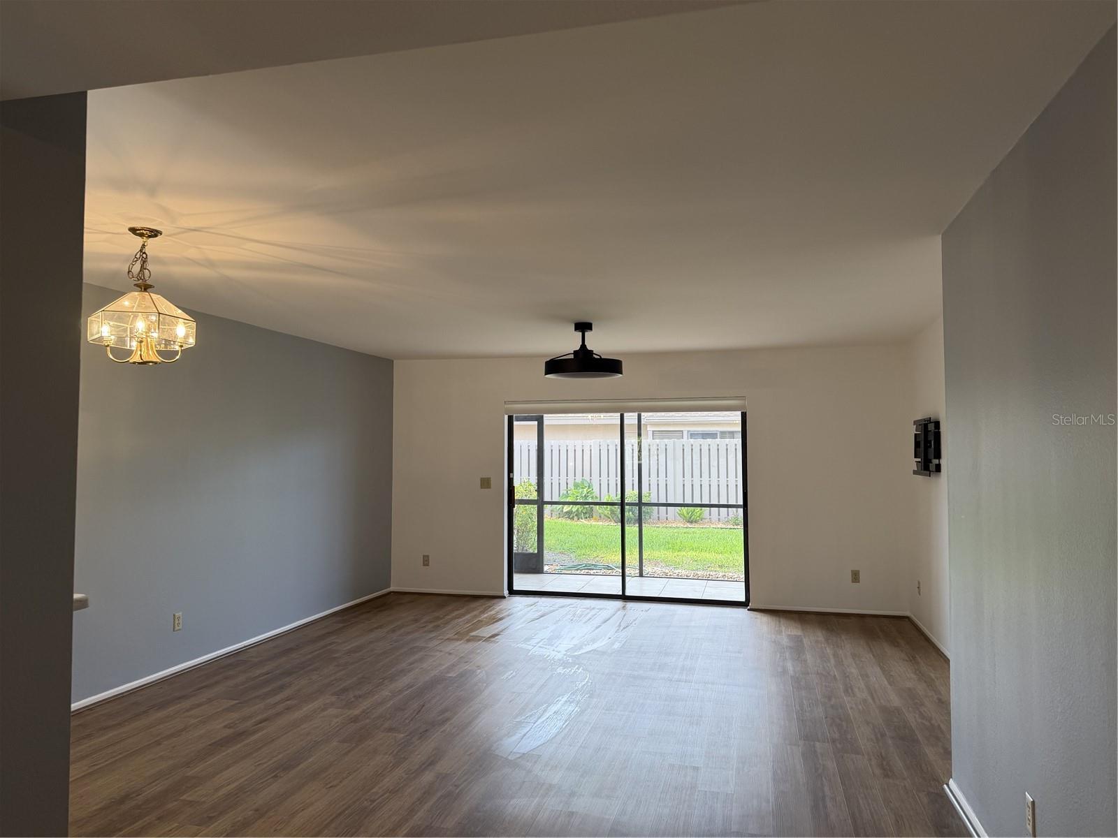 WOODLAKE CONDO PH 04 - Residential