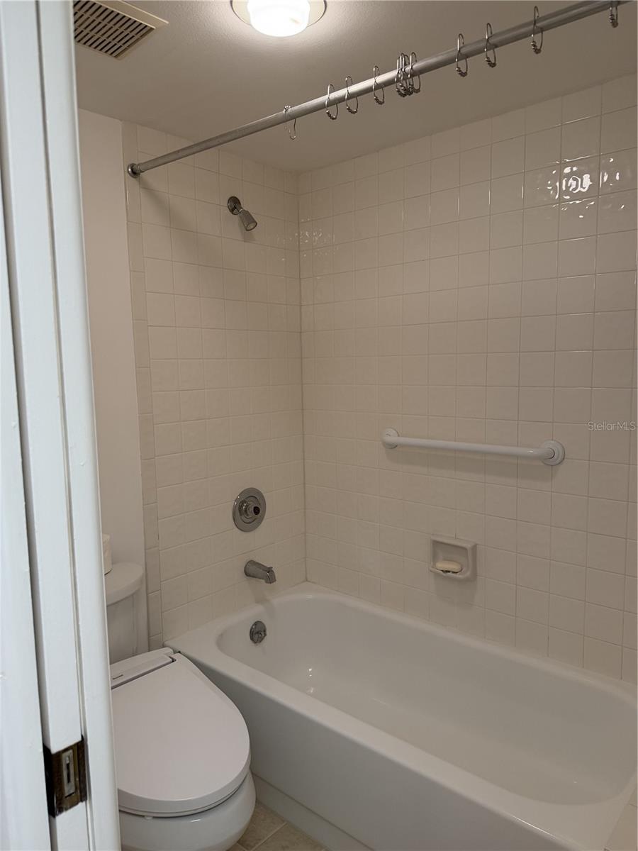 WOODLAKE CONDO PH 04 - Residential