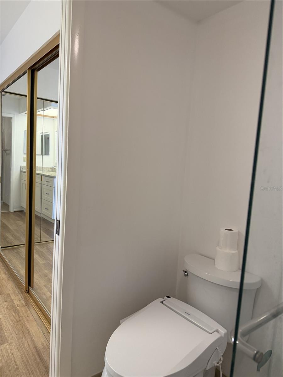 WOODLAKE CONDO PH 04 - Residential