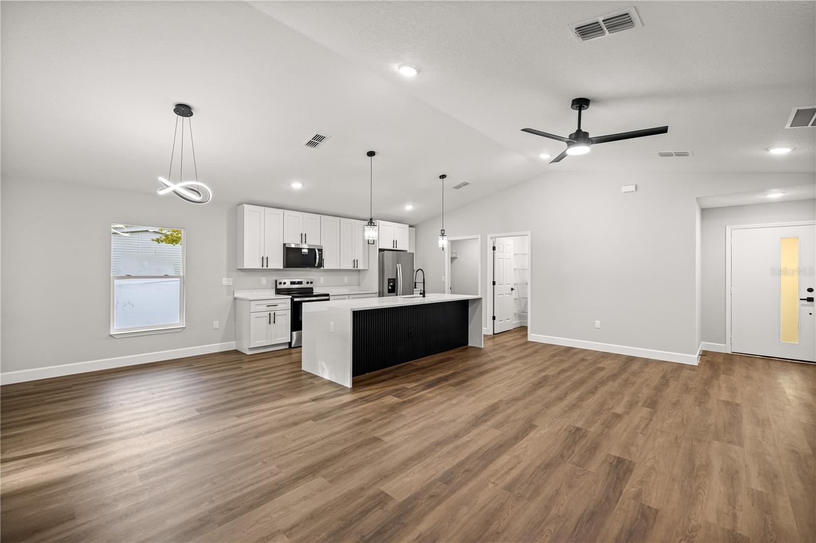 BELLEVIEW HEIGHTS ESTATE - Residential