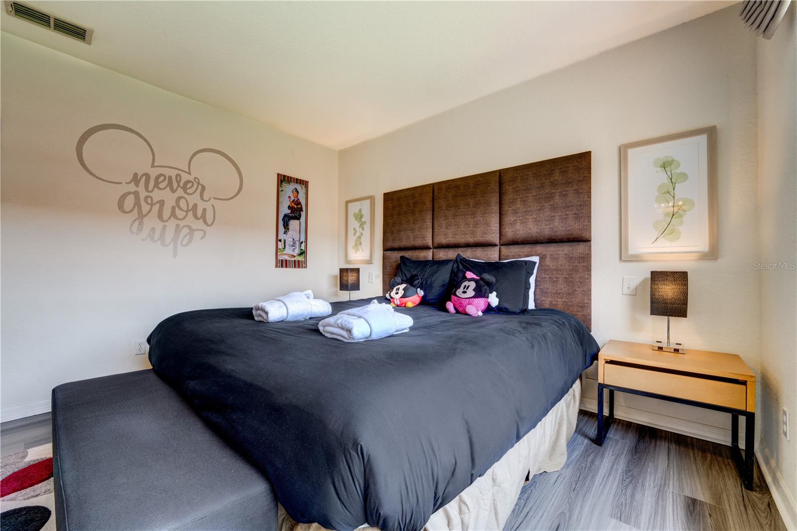 REGAL OAKS AT OLD TOWN - Residential