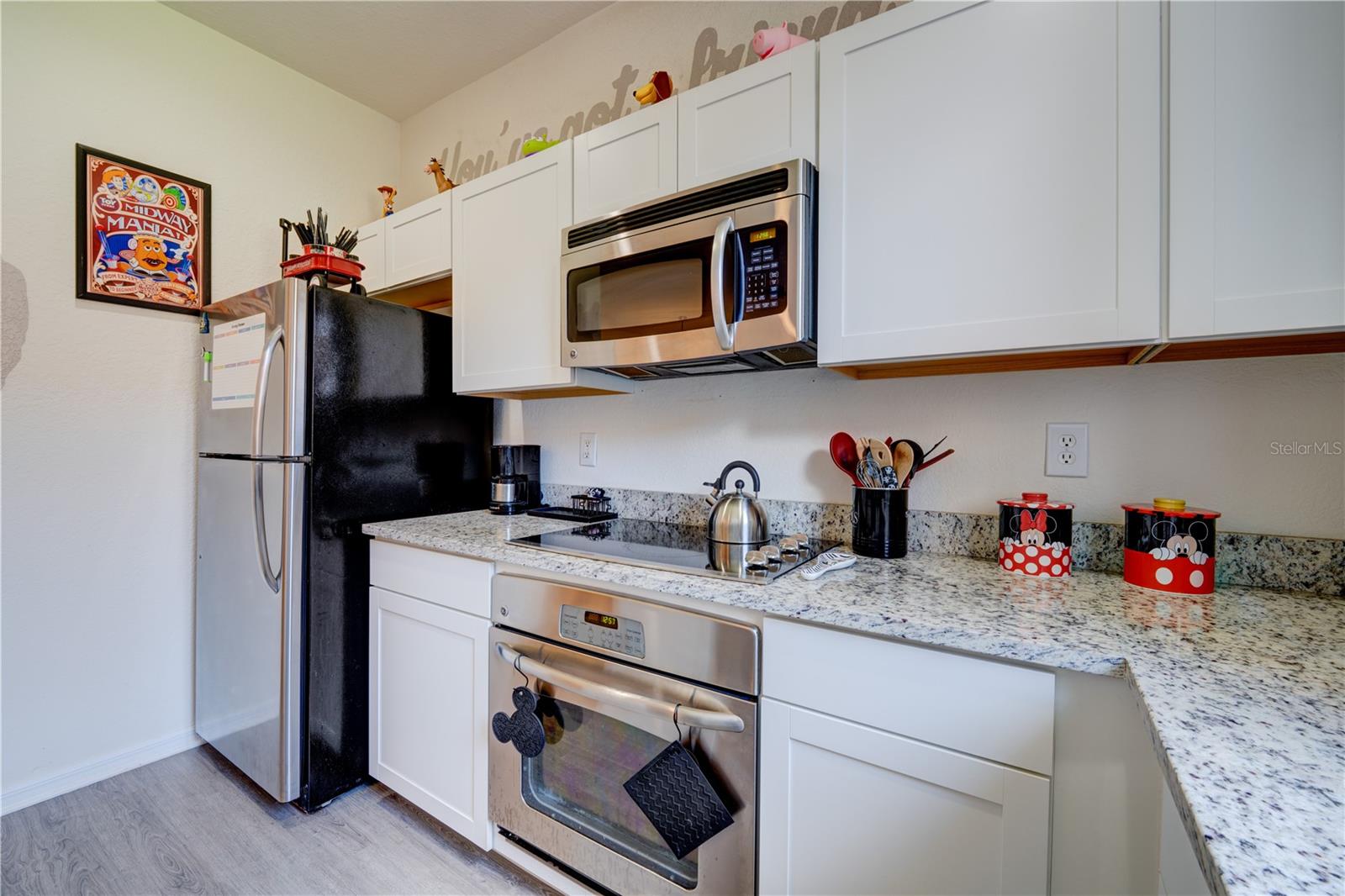 REGAL OAKS AT OLD TOWN - Residential