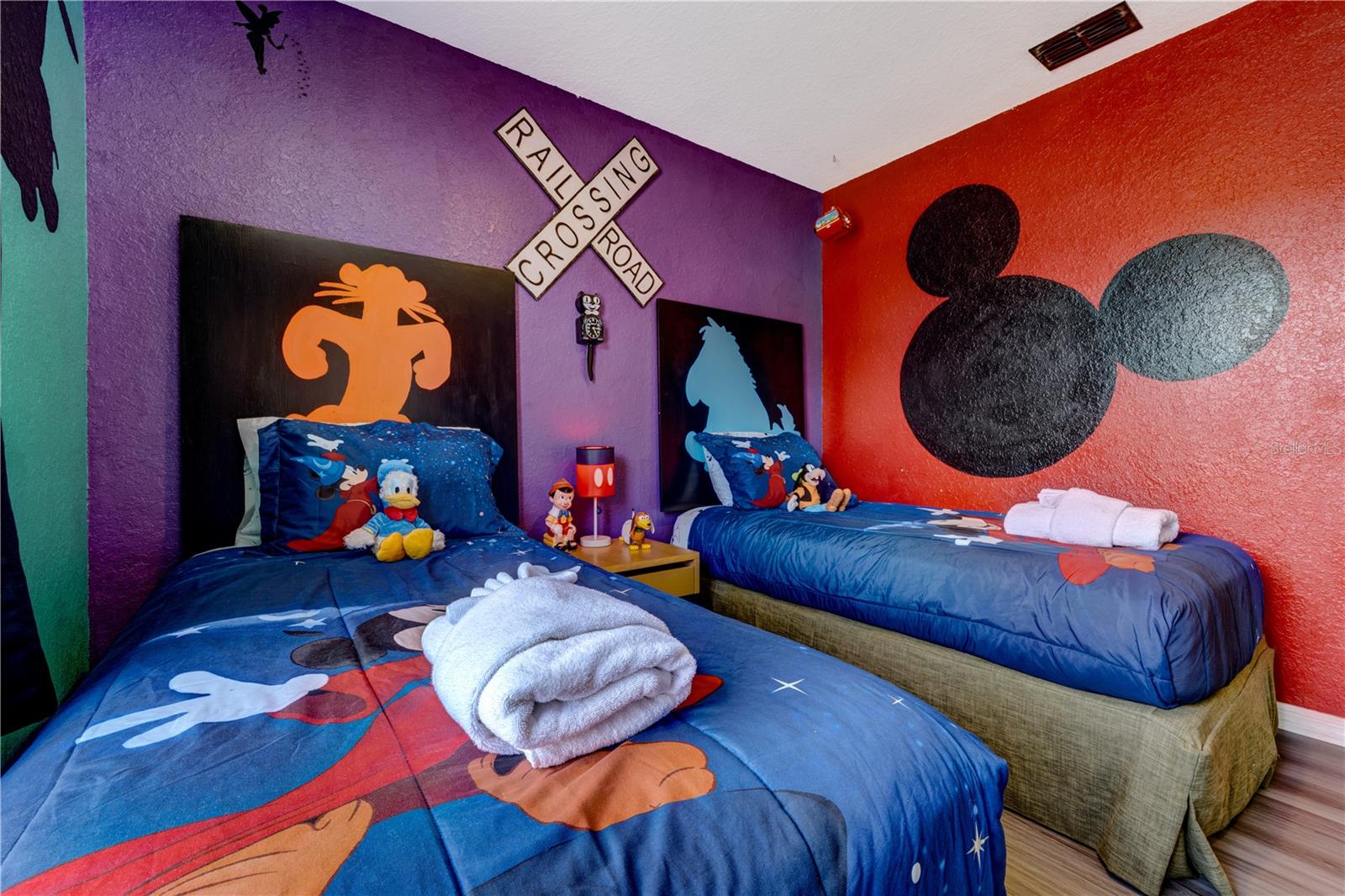 REGAL OAKS AT OLD TOWN - Residential