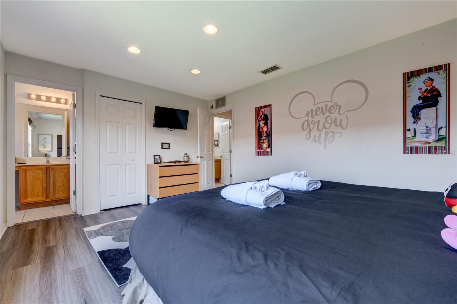 REGAL OAKS AT OLD TOWN - Residential