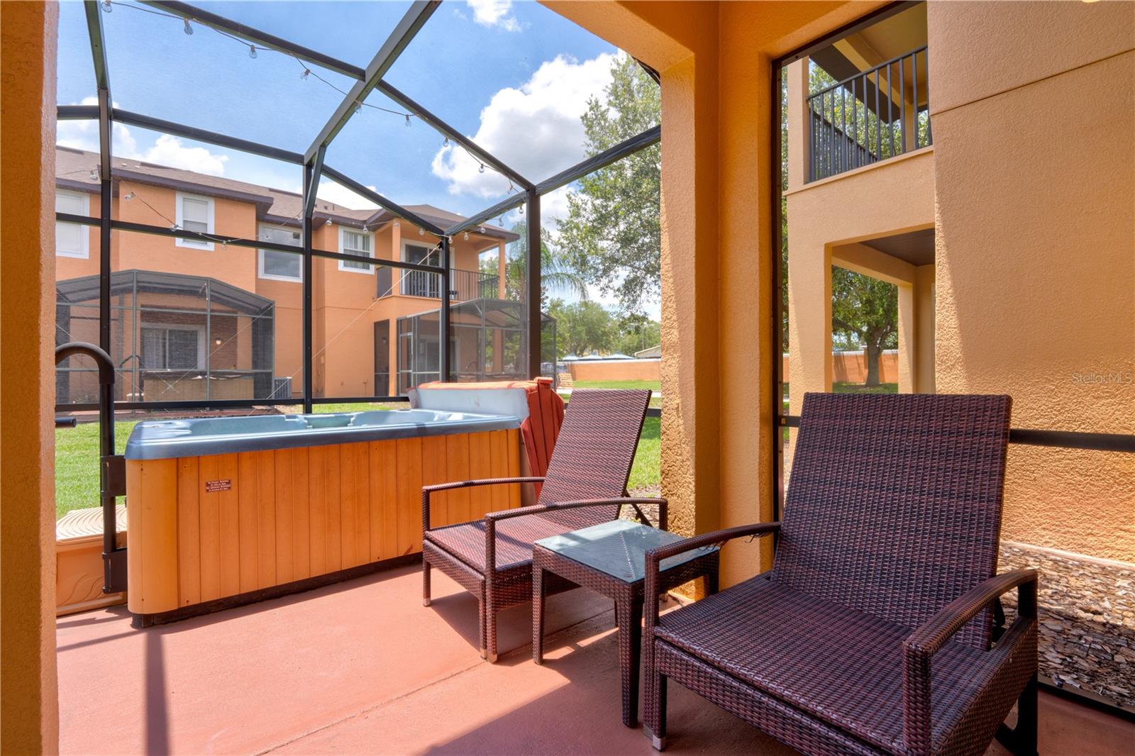 REGAL OAKS AT OLD TOWN - Residential