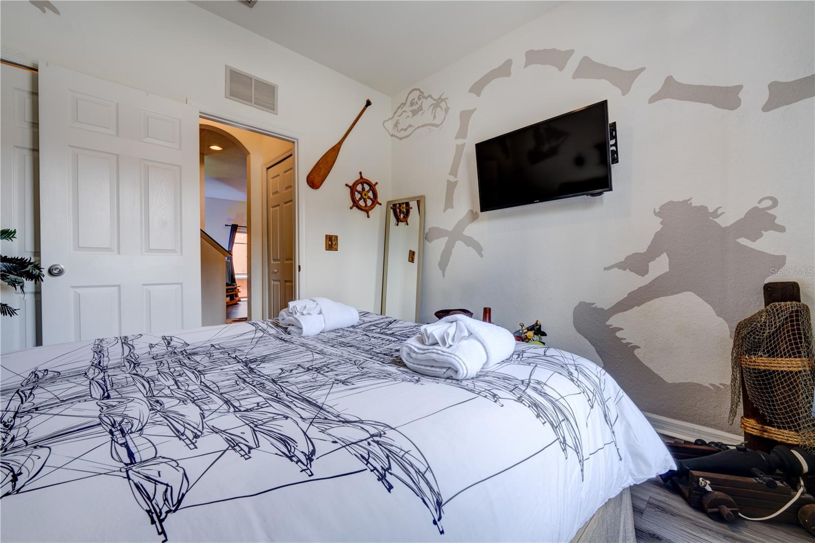 REGAL OAKS AT OLD TOWN - Residential