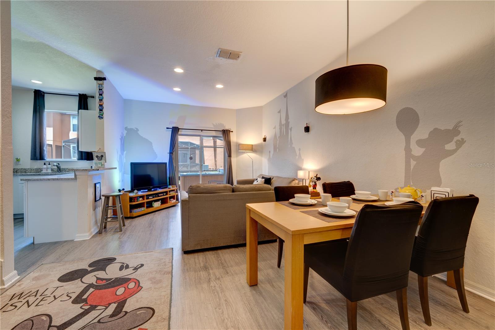 REGAL OAKS AT OLD TOWN - Residential