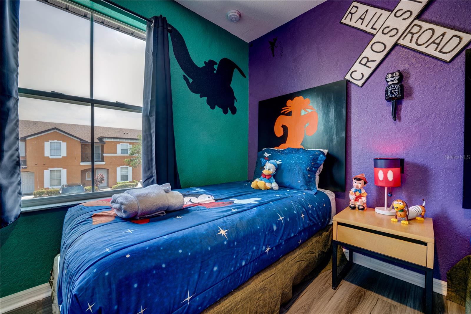 REGAL OAKS AT OLD TOWN - Residential