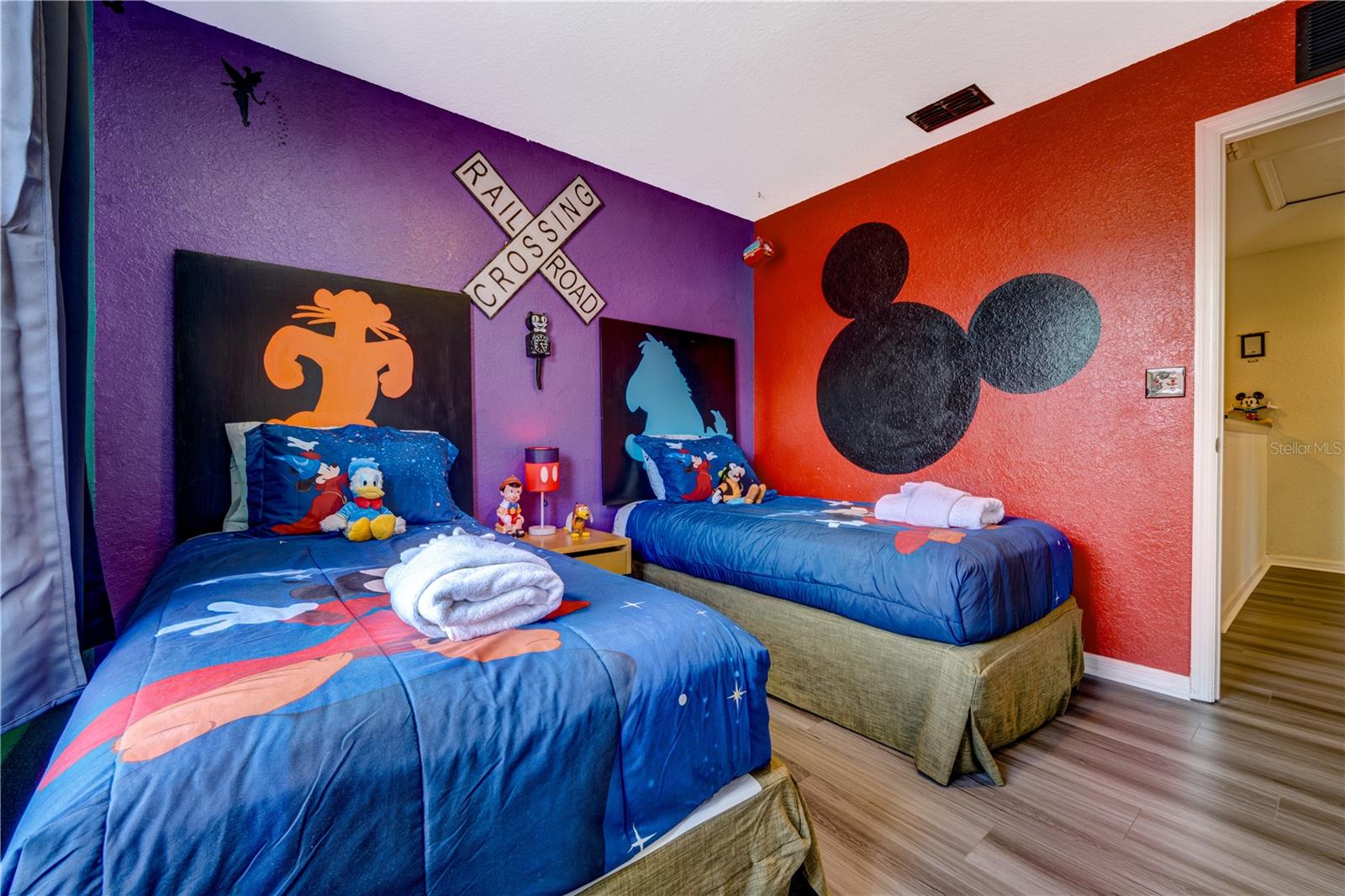 REGAL OAKS AT OLD TOWN - Residential