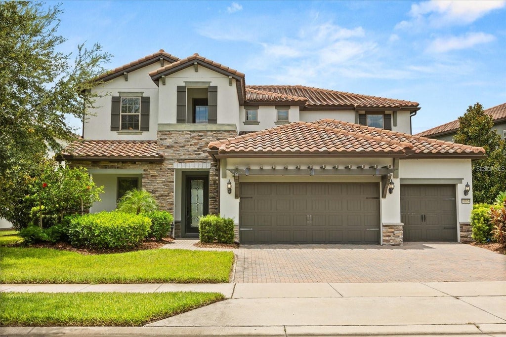 Photo of 10854 Lemon Lake Boulevard, Orlando, FL 32836 (MLS # R4912236)
