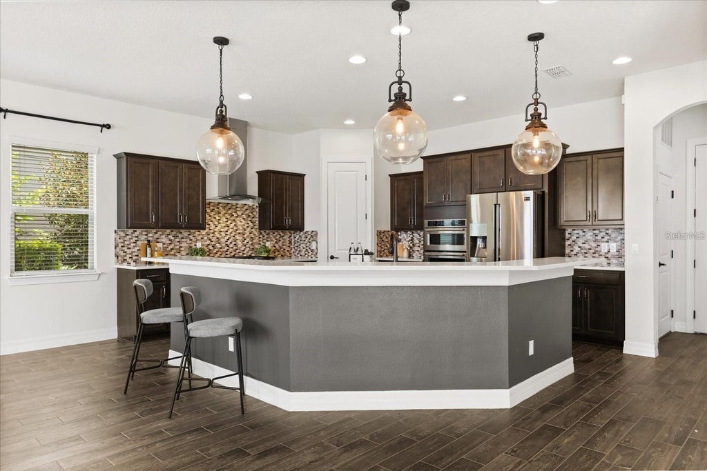 Photo of 10854 Lemon Lake Boulevard, Orlando, FL 32836 (MLS # R4912236)