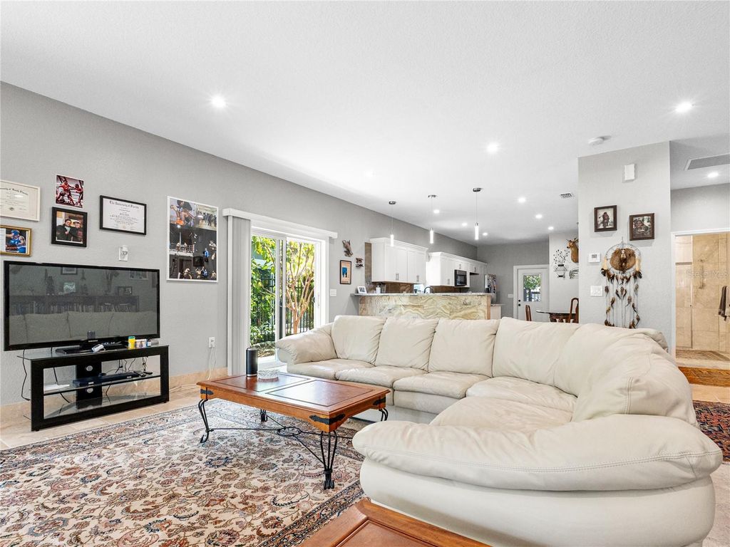 Photo of 1534 25th Street, Sarasota, FL 34234 (MLS # A4674427)