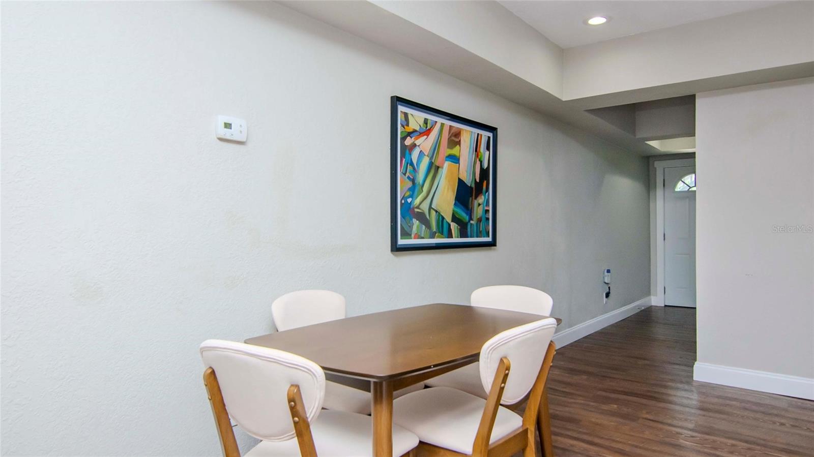 WARREN & KEYES - Residential Income