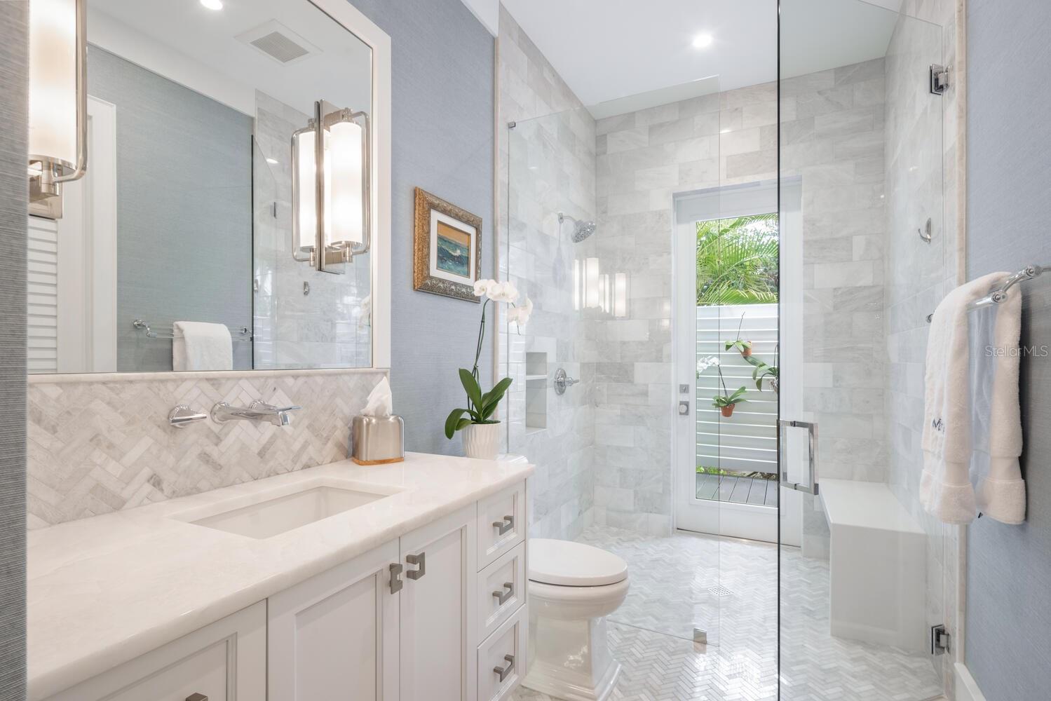 OYSTER BAY ESTATES - Residential