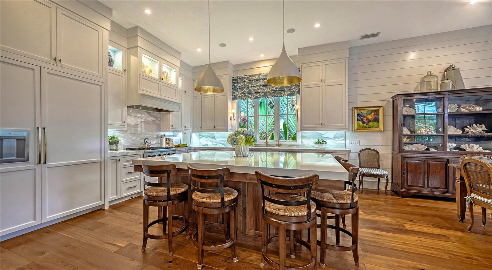 OYSTER BAY ESTATES - Residential