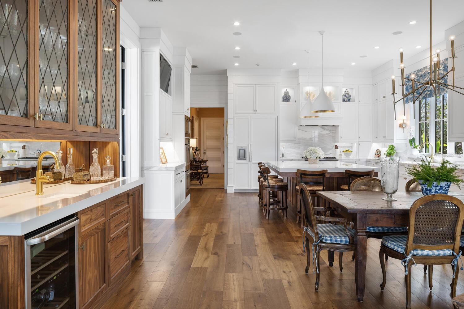 OYSTER BAY ESTATES - Residential