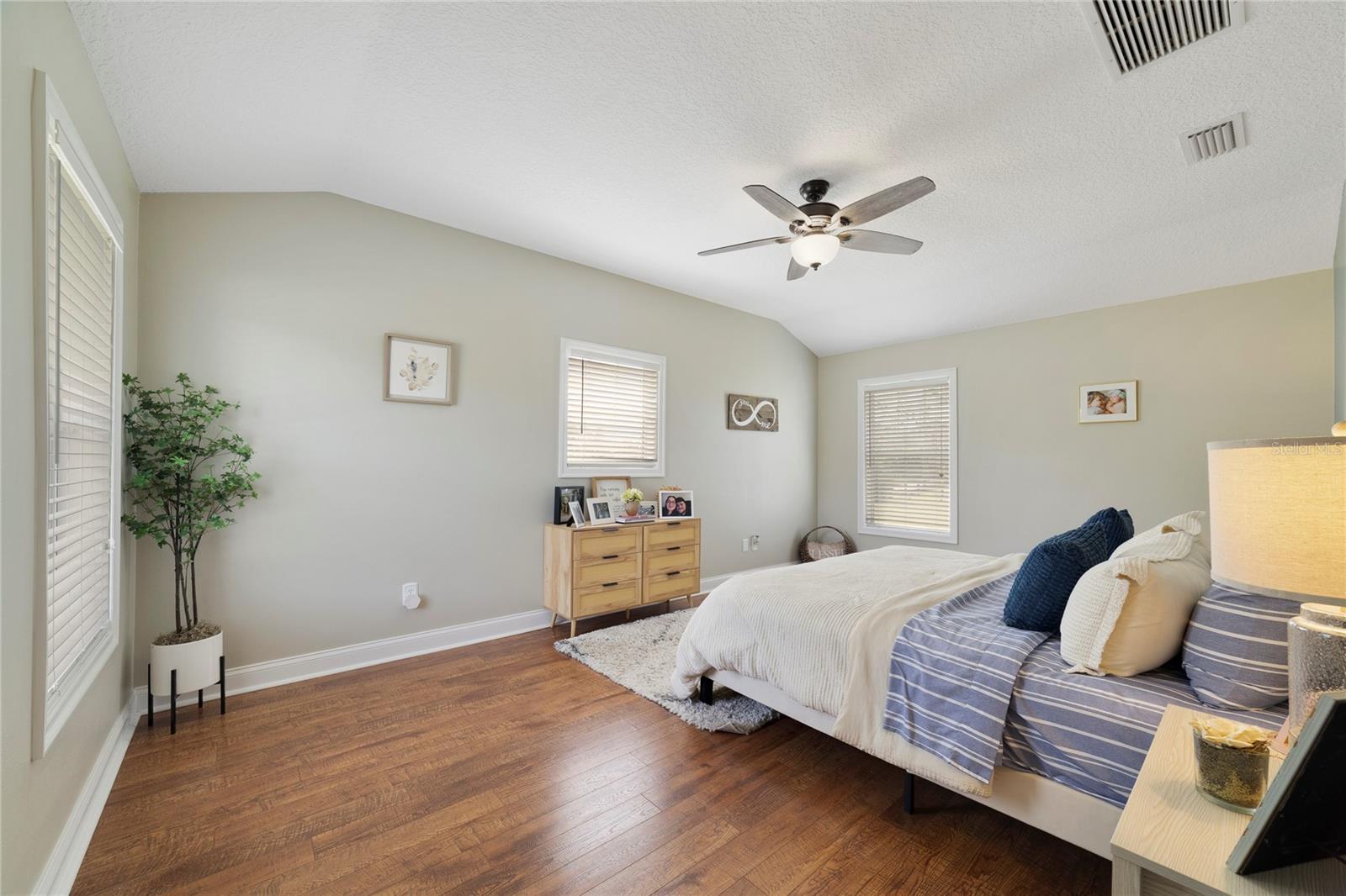 ALAMANA - Residential