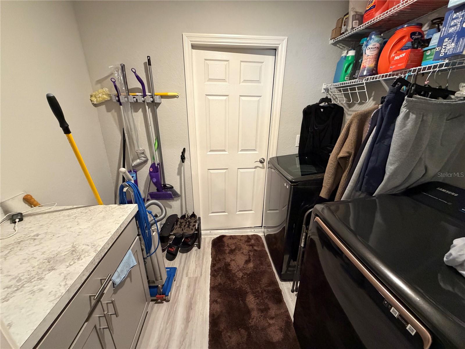 ASTONIA PH 2 & 3 - Residential Lease