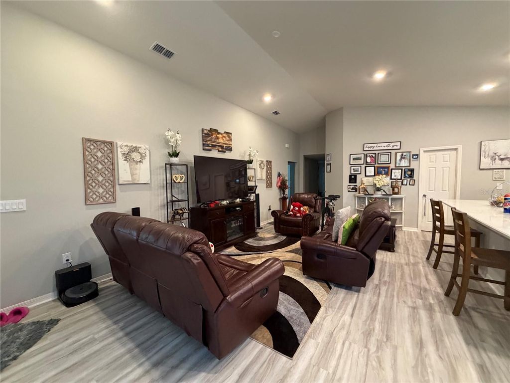 Photo of 1358 Cascade Drive, Davenport, FL 33837 (MLS # O6372898)