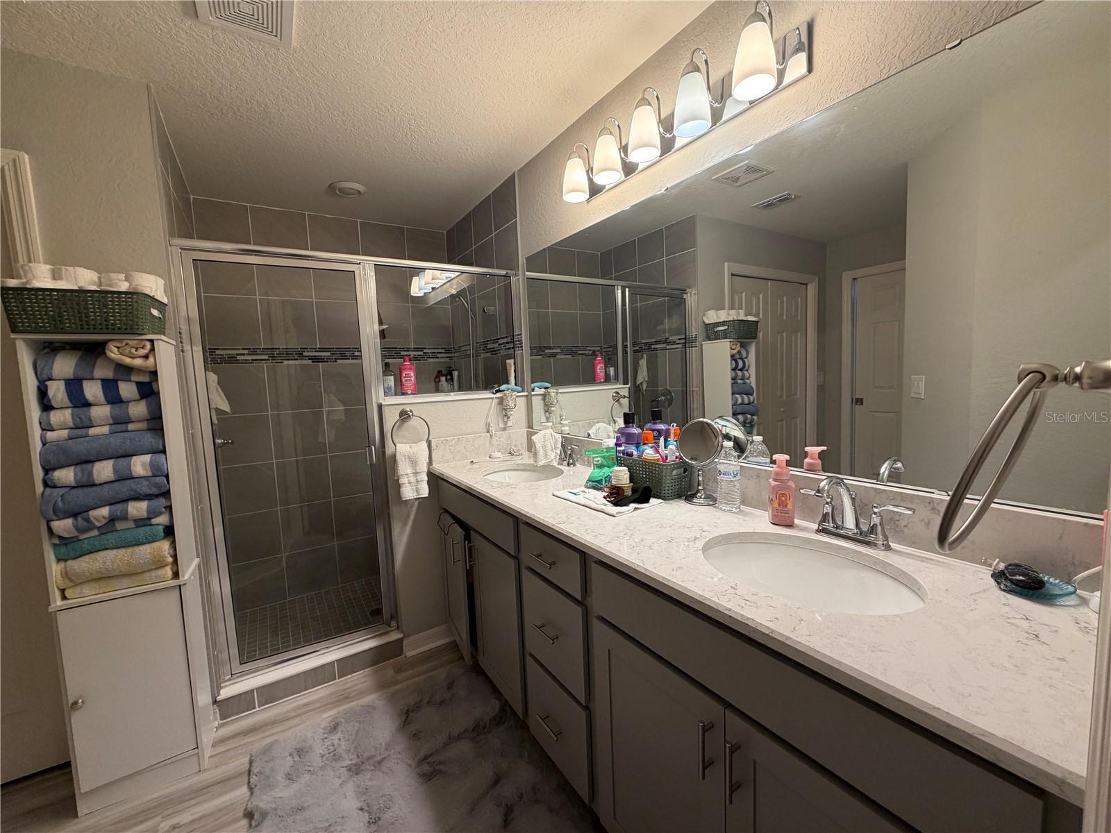 ASTONIA PH 2 & 3 - Residential Lease