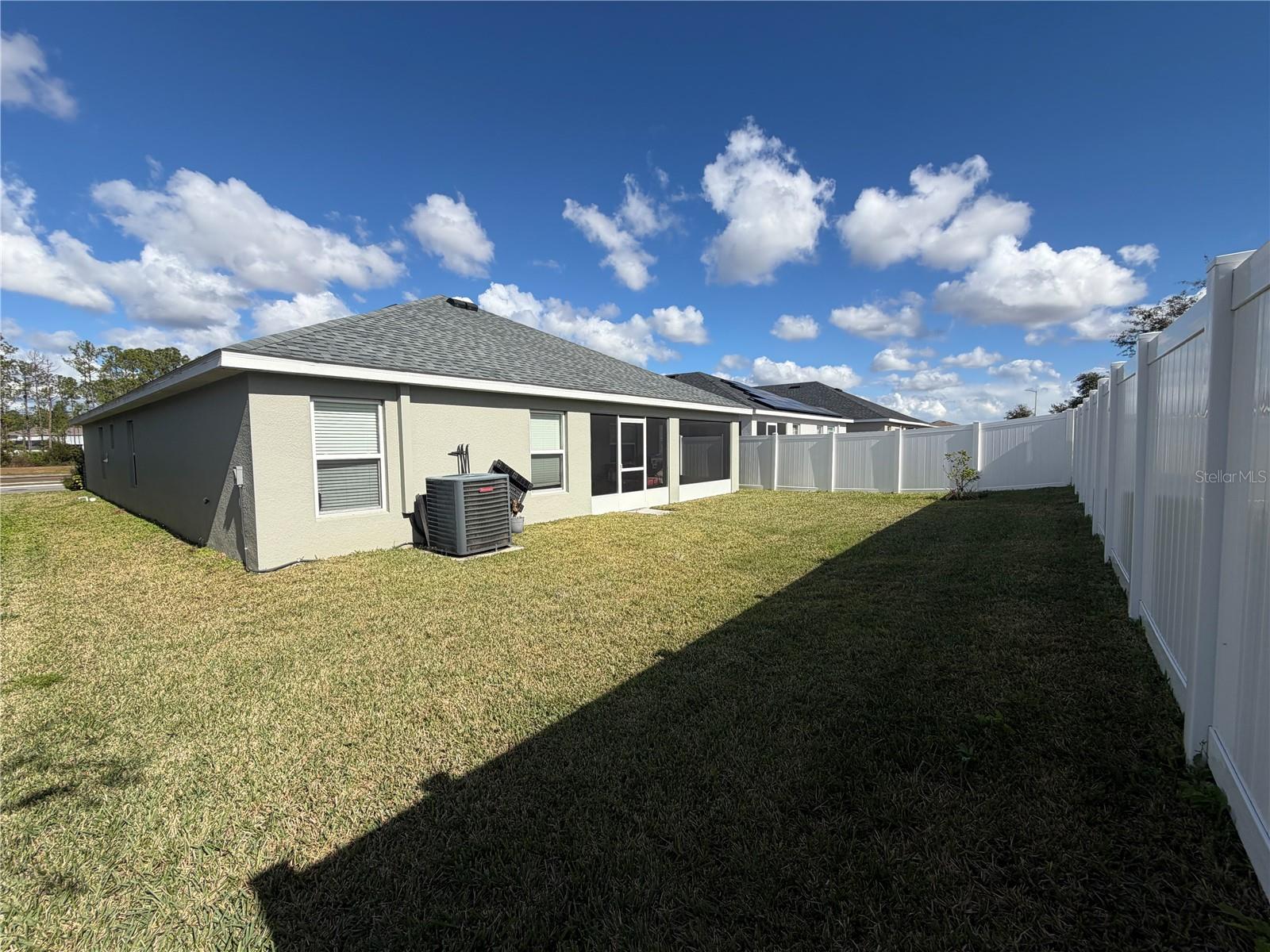 ASTONIA PH 2 & 3 - Residential Lease