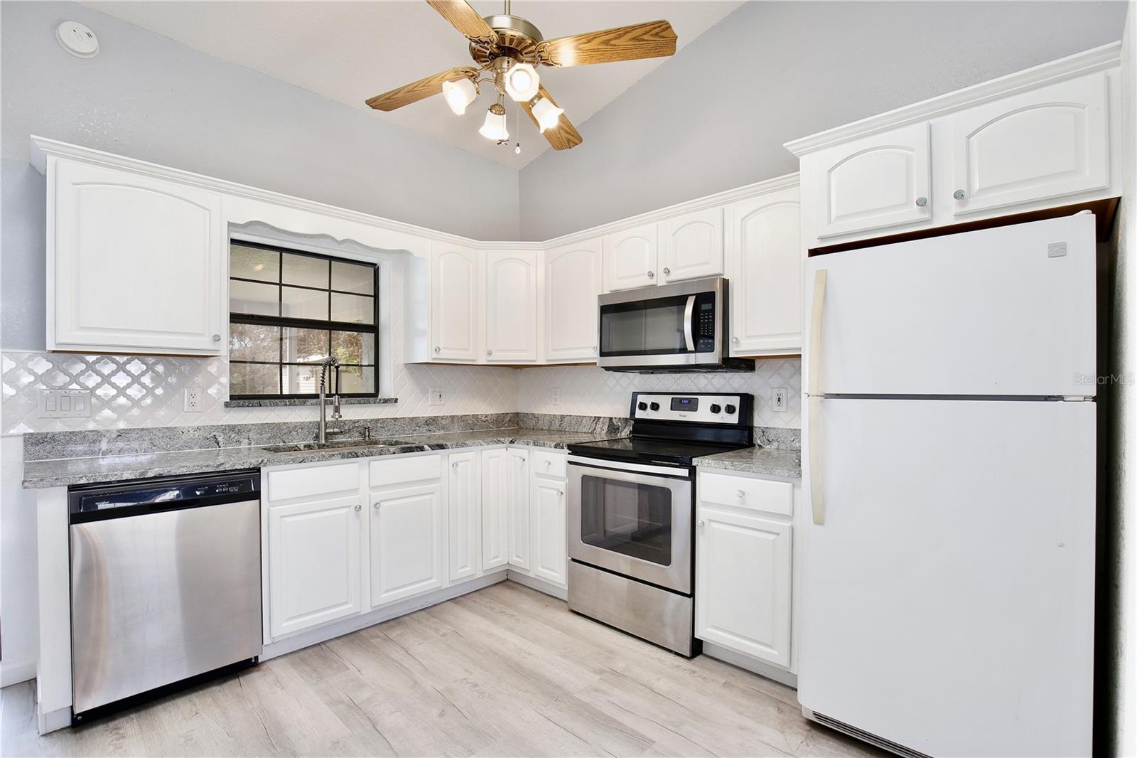 CHRISTINE ESTATES - Residential