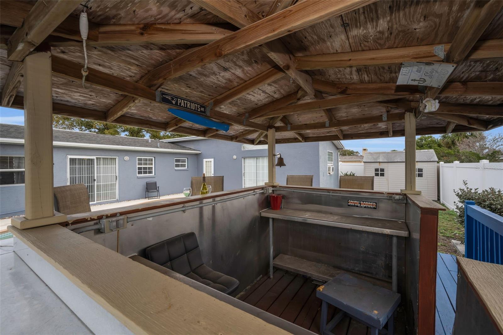 THE LAKES - Residential