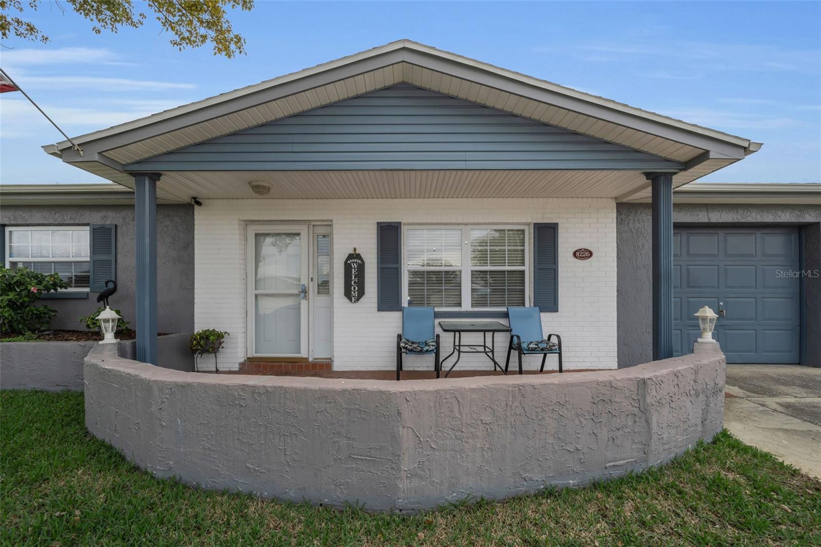 THE LAKES - Residential